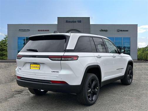2025 Jeep Grand Cherokee Limited X