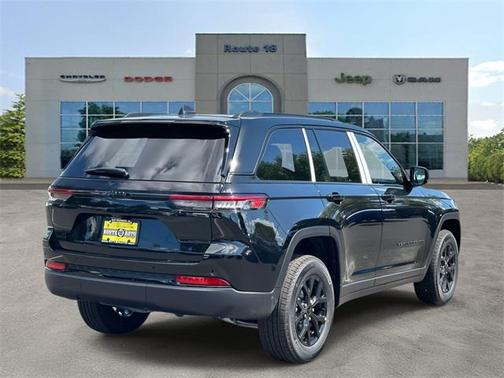 2025 Jeep Grand Cherokee Altitude