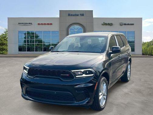 DB Black Crystal Clearcoat 2026 Dodge Durango GT