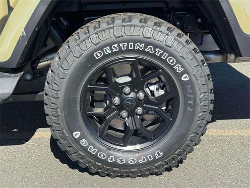 2025 Jeep Gladiator High Tide
