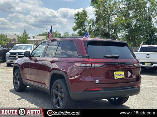 2023 Jeep Grand Cherokee Altitude