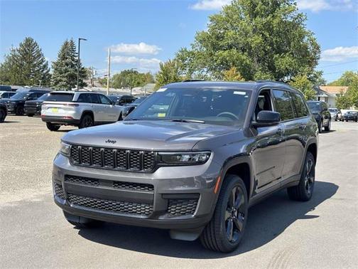 2025 Jeep Grand Cherokee L Altitude