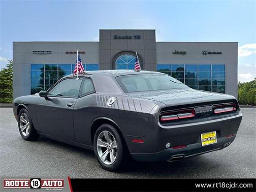 2015 Dodge Challenger SXT