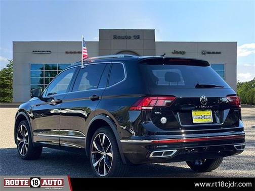 2022 Volkswagen Tiguan 2.0T SEL R-Line 4MOTION