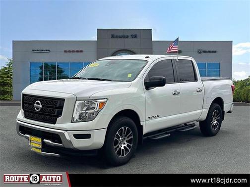 2021 Nissan Titan SV