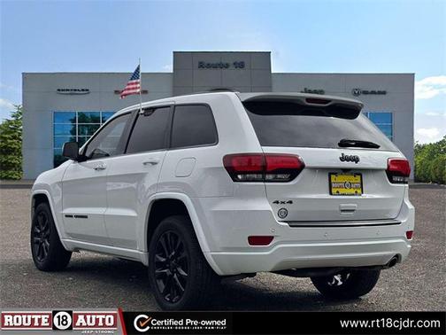 2021 Jeep Grand Cherokee Laredo