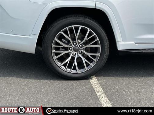 2023 Jeep Grand Cherokee L Summit Reserve