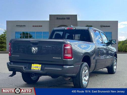Granite Crystal Metallic Clearcoat 2019 RAM 1500 Big Horn