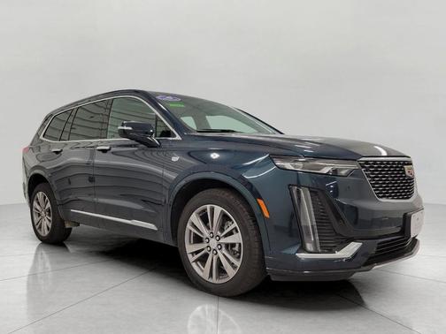 2025 Cadillac XT6 Premium Luxury AWD