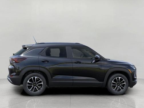 Mosaic Black Metallic 2026 Chevrolet Trailblazer LT