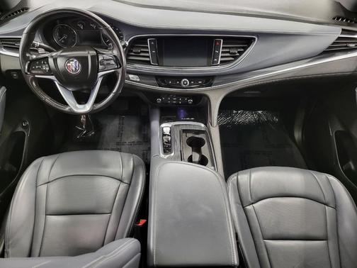 2023 Buick Enclave Essence AWD
