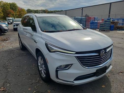 2023 Buick Enclave Essence AWD