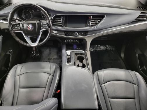 2023 Buick Enclave Essence AWD
