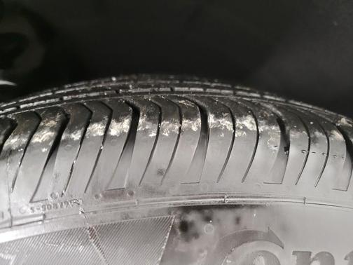 2023 Buick Envision Essence FWD