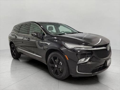 2023 Buick Enclave Essence AWD