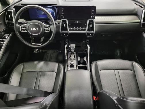 Wolf Gray 2023 Kia Sorento SX