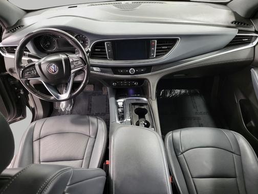 2022 Buick Enclave AWD Essence