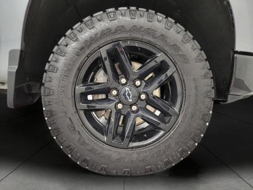 2023 Chevrolet Silverado 1500 Custom Trail Boss