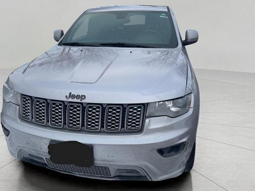 2017 Jeep Grand Cherokee Altitude