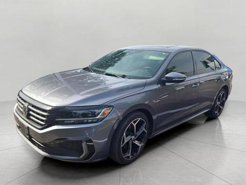 2020 Volkswagen Passat 2.0T R-Line