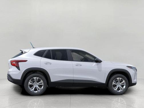 Summit White 2026 Chevrolet Trax LS