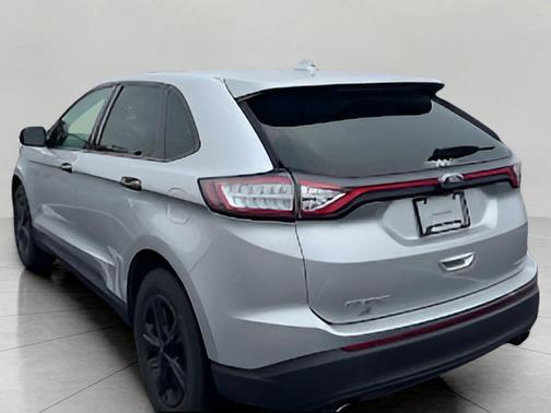 2018 Ford Edge SE
