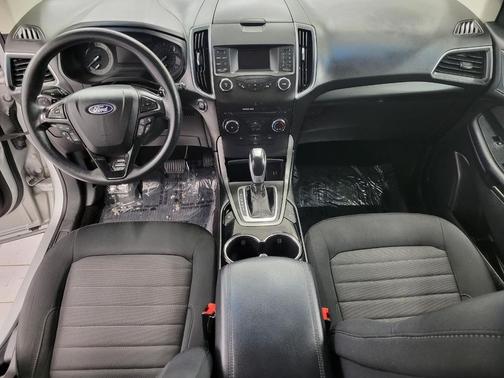 2018 Ford Edge SE