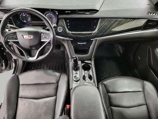 2022 Cadillac XT6 Premium Luxury AWD
