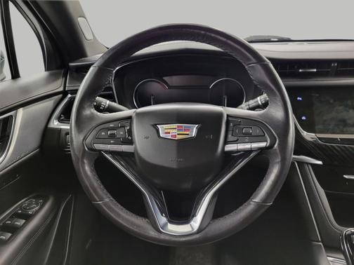 2025 Cadillac XT6 Premium Luxury AWD