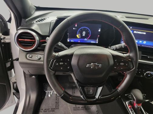 Summit White 2024 Chevrolet Trax FWD 2RS