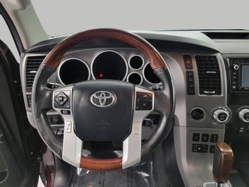 2016 Toyota Sequoia Platinum