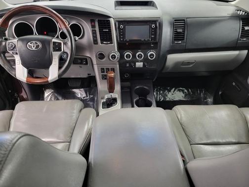 2016 Toyota Sequoia Platinum