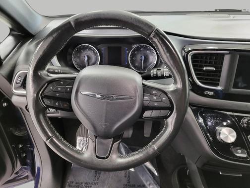 2020 Chrysler Pacifica Touring