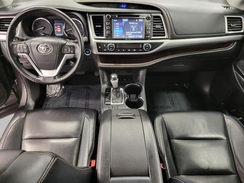 2014 Toyota Highlander XLE
