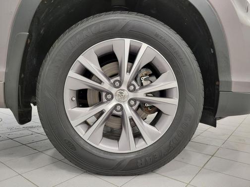 2014 Toyota Highlander XLE