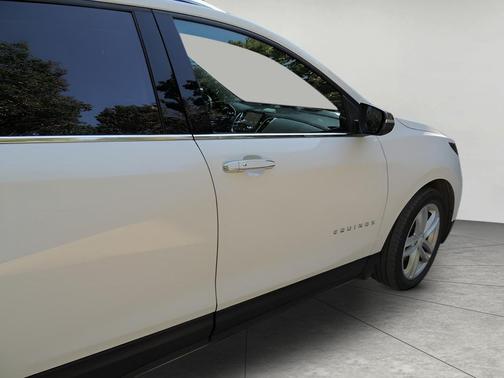 2020 Chevrolet Equinox Premier w/2LZ