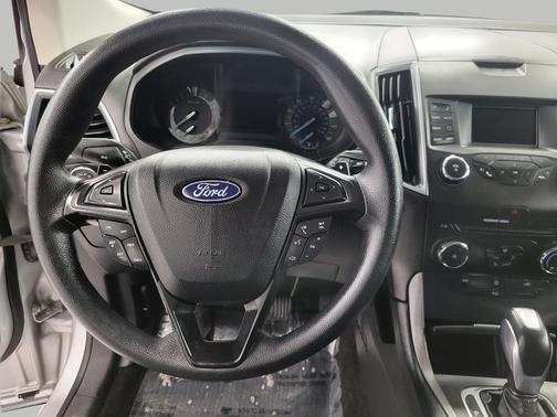 2018 Ford Edge SE