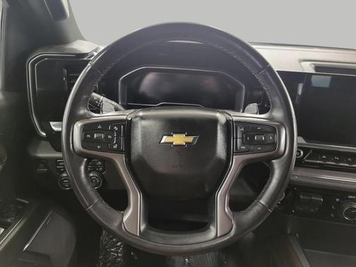 Black 2023 Chevrolet Silverado 1500 High Country