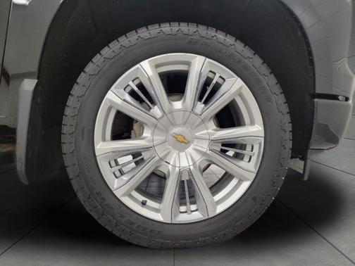 Black 2023 Chevrolet Silverado 1500 High Country
