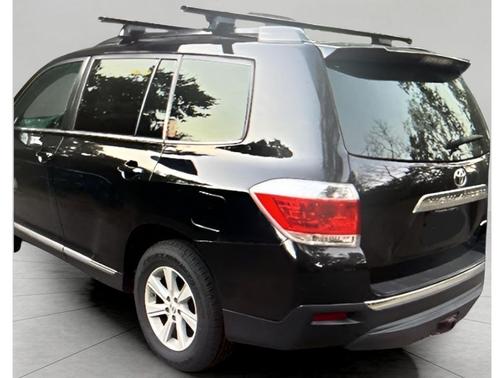 2013 Toyota Highlander SE