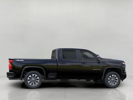 2026 Chevrolet Silverado 2500 Custom