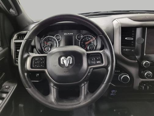 2022 RAM 2500 Tradesman Crew Cab 4x4 6'4' Box