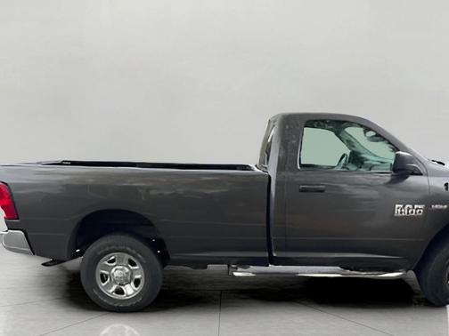 2017 RAM 2500 Tradesman Regular Cab 4x4 8' Box