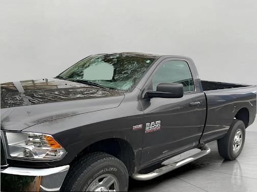 2017 RAM 2500 Tradesman Regular Cab 4x4 8' Box