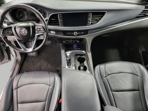 2023 Buick Enclave Essence AWD