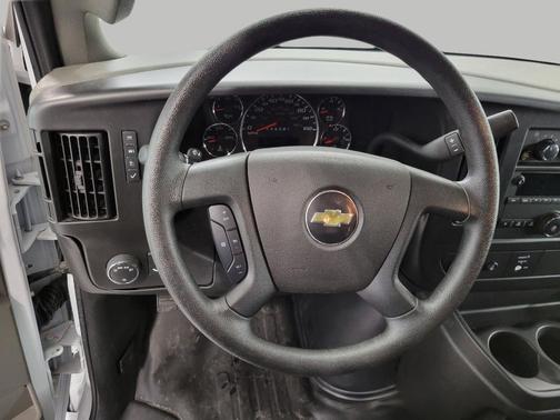 2024 Chevrolet Express 2500 RWD 2500 Regular Wheelbase WT