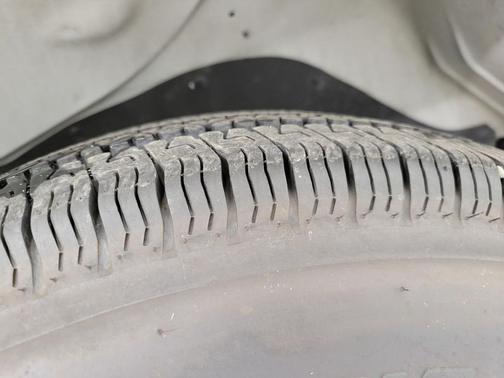 2024 Chevrolet Express 2500 RWD 2500 Regular Wheelbase WT