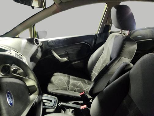2012 Ford Fiesta SE