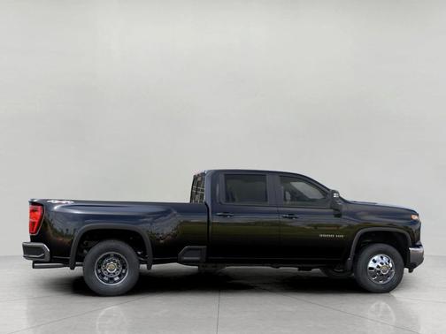 2026 Chevrolet Silverado 3500 LT