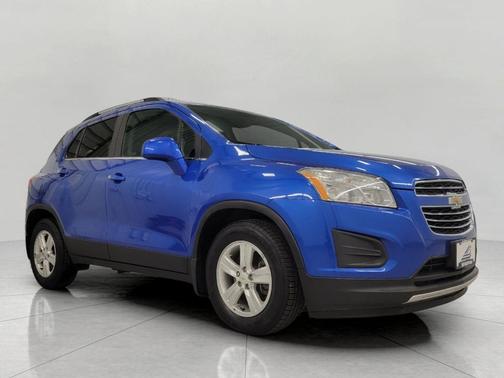 Brilliant Blue Metallic 2016 Chevrolet Trax LT